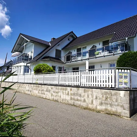 Rügenreif - Nr 04 * Klein Zicker